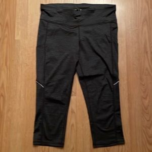 Xersion grey leggings; size L